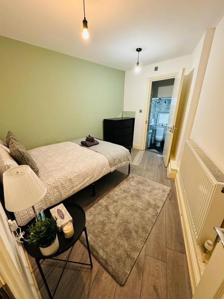 Willesden J Guest Home 4 London Exterior photo